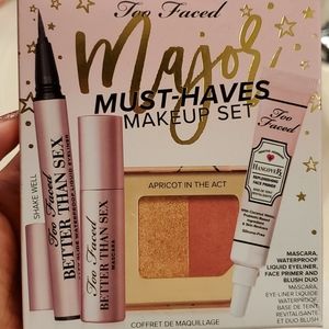 Too Faced must-haves makeup set brand new
